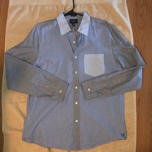 American Eagle Button Down Long Sleeve